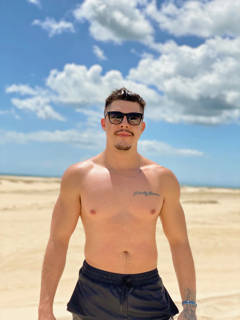 Frankly Tavares  🏳️‍🌈⃤'s avatar