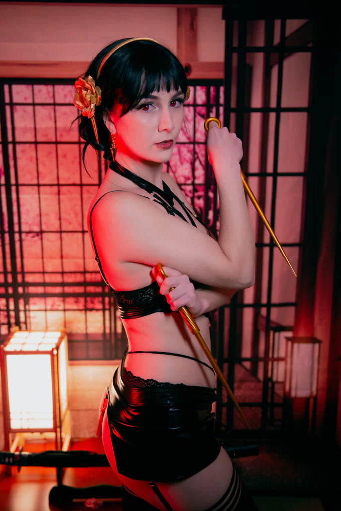 Ember Taylor's avatar