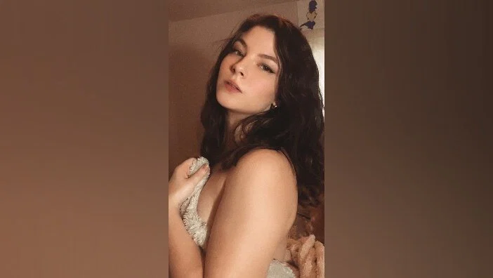 That One Pretty Girl profile banner