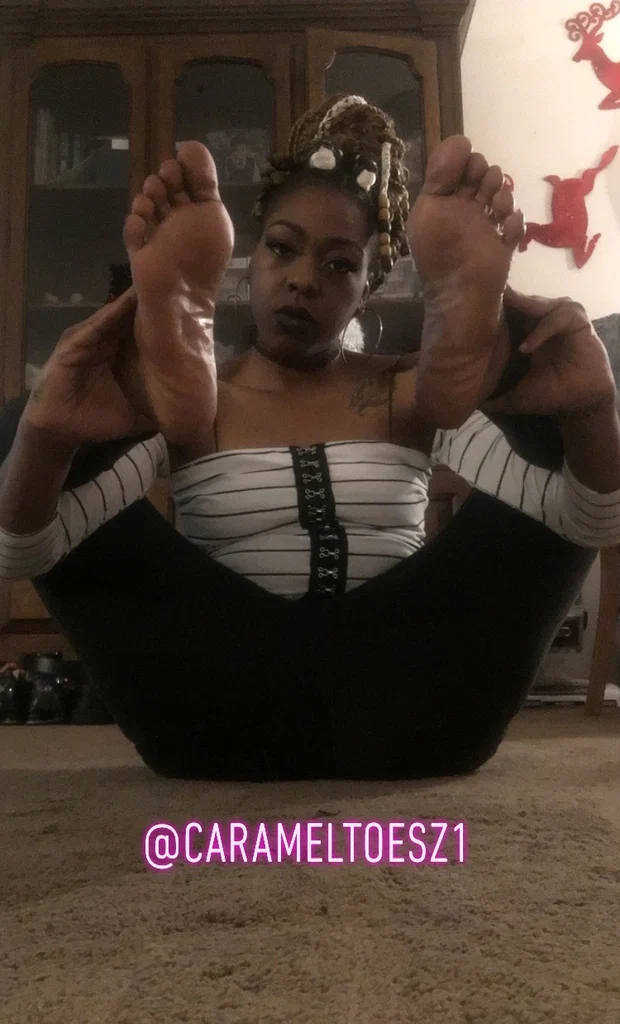 carameltoesz1's avatar