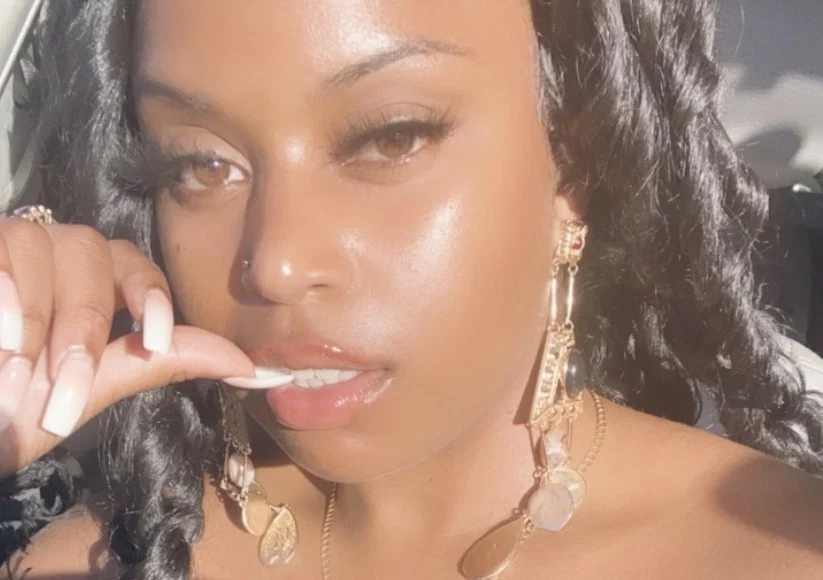 Dead rose 🥀 profile banner