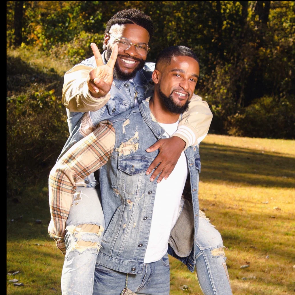 Cobi &amp; Alex's avatar