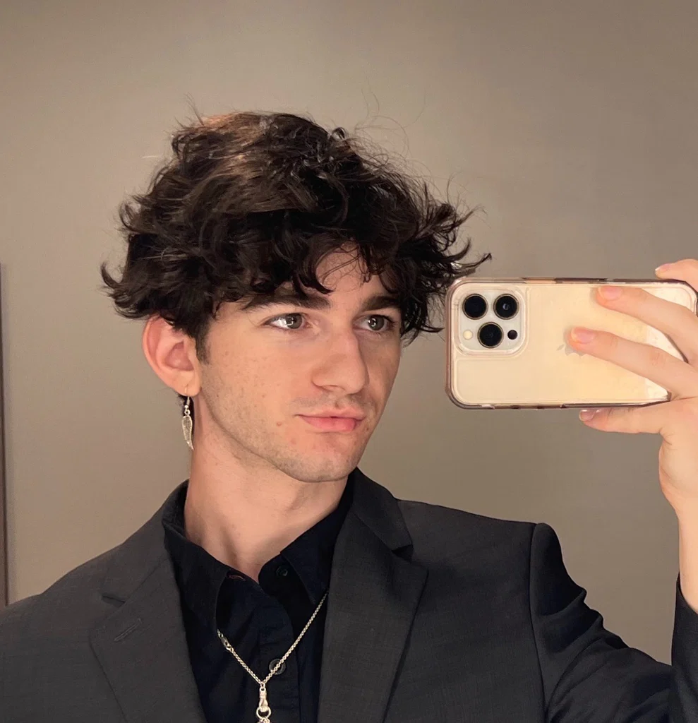 Xander Santiago's avatar
