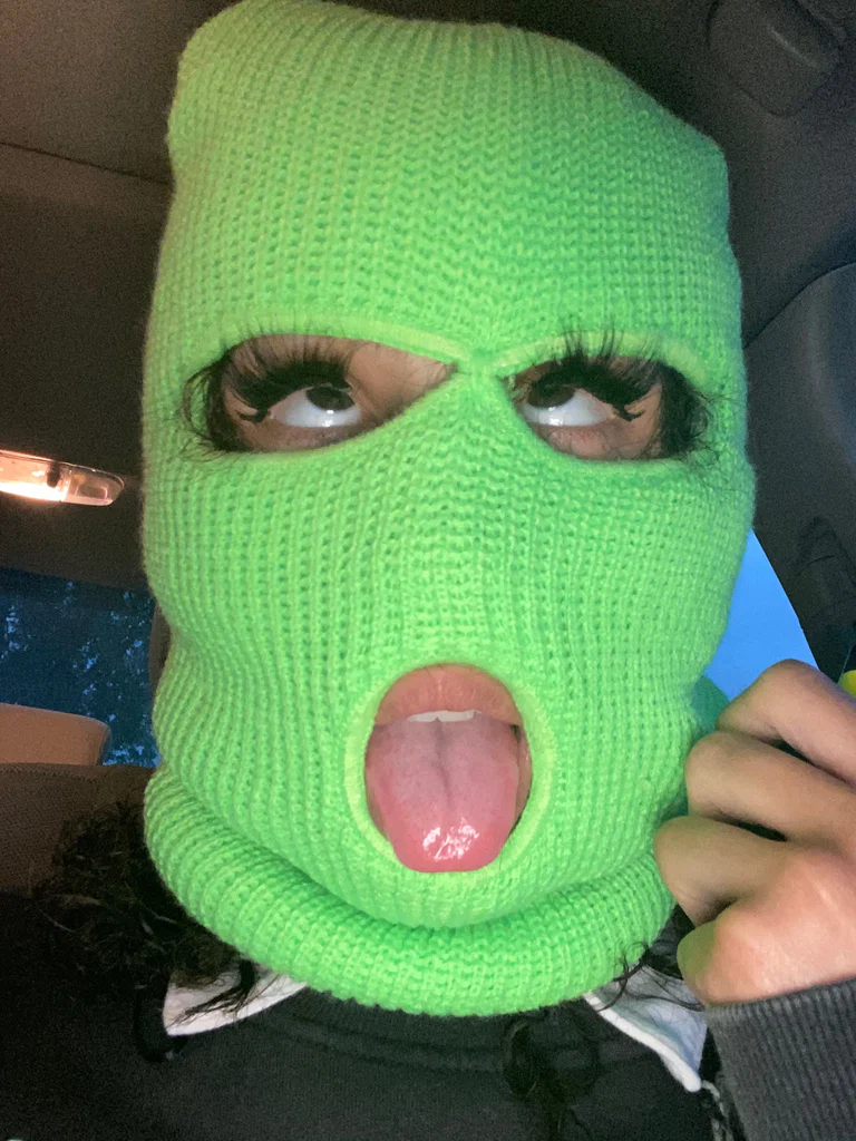 Green Masked Babe's avatar