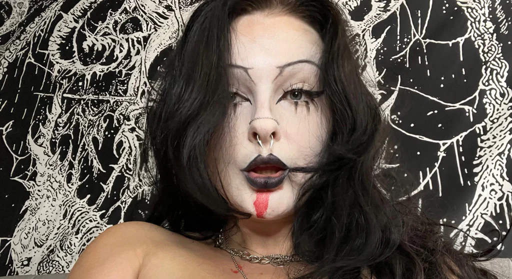 ✯ violet ✯'s avatar
