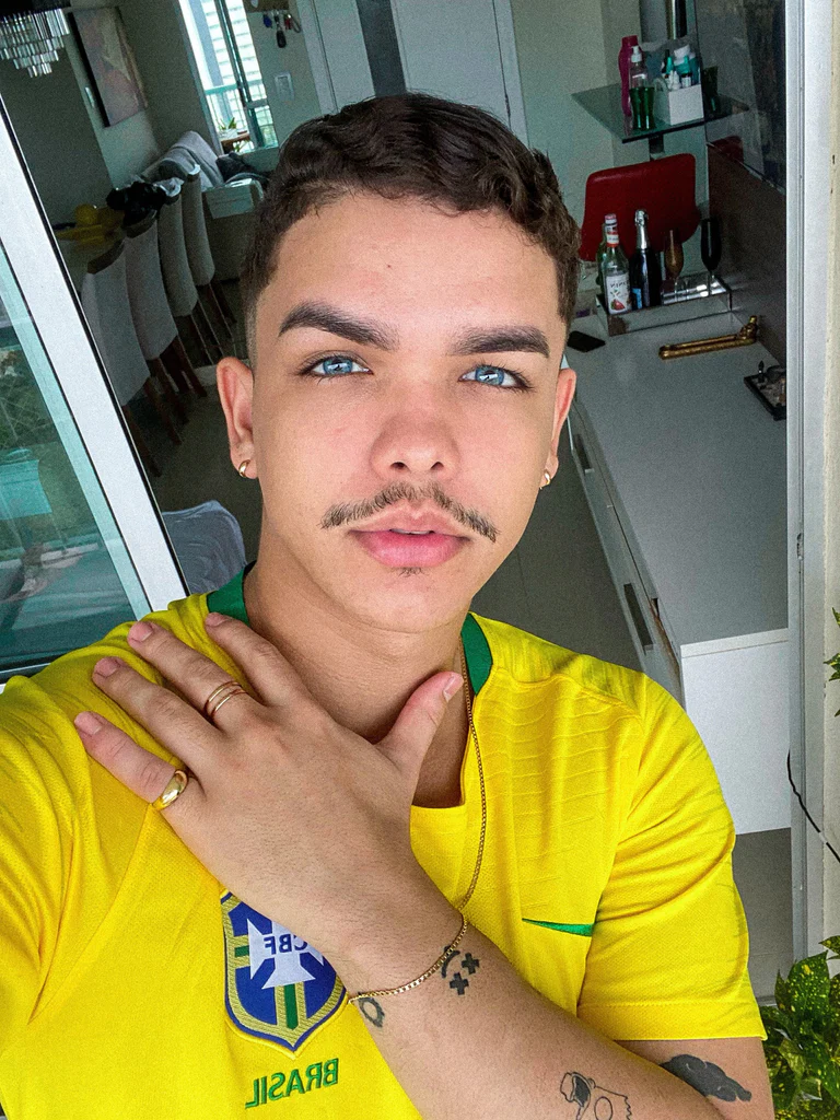 Antoni Nascimento's avatar