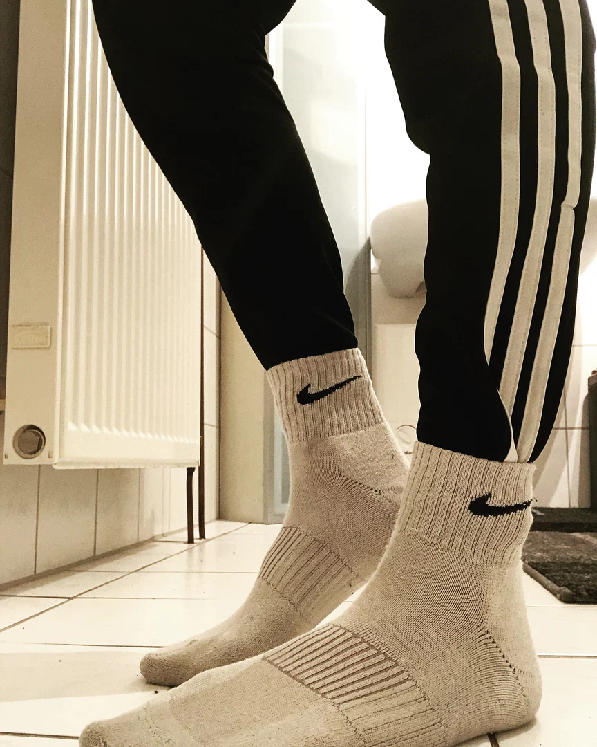 feets socks profile banner
