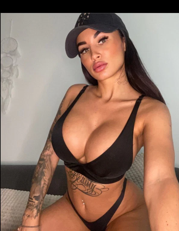 Naughty Black Princess 👄🍆