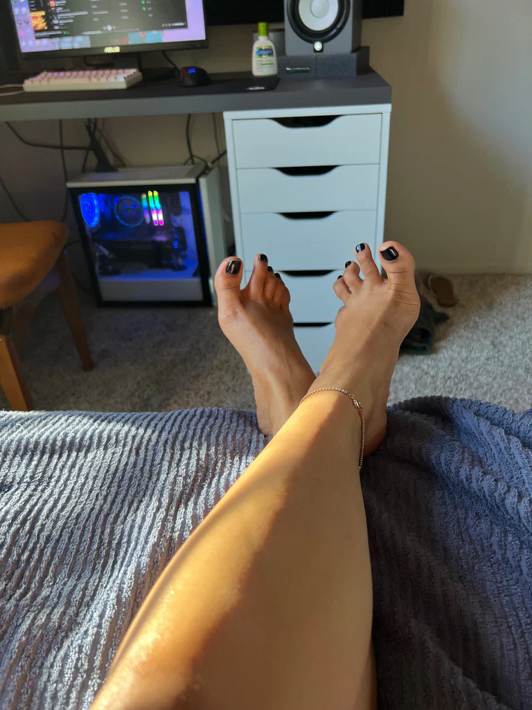 Chiquita_Toes's avatar