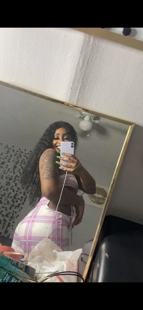 Hot Henny profile banner