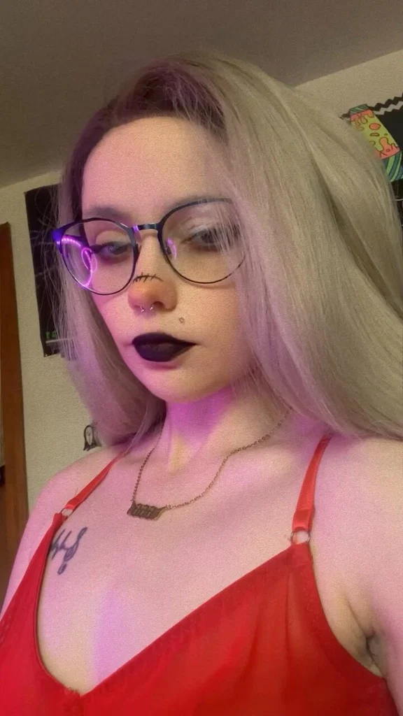 🕸SpookyBarbieGrl🕷TOP 3% CHICAGO