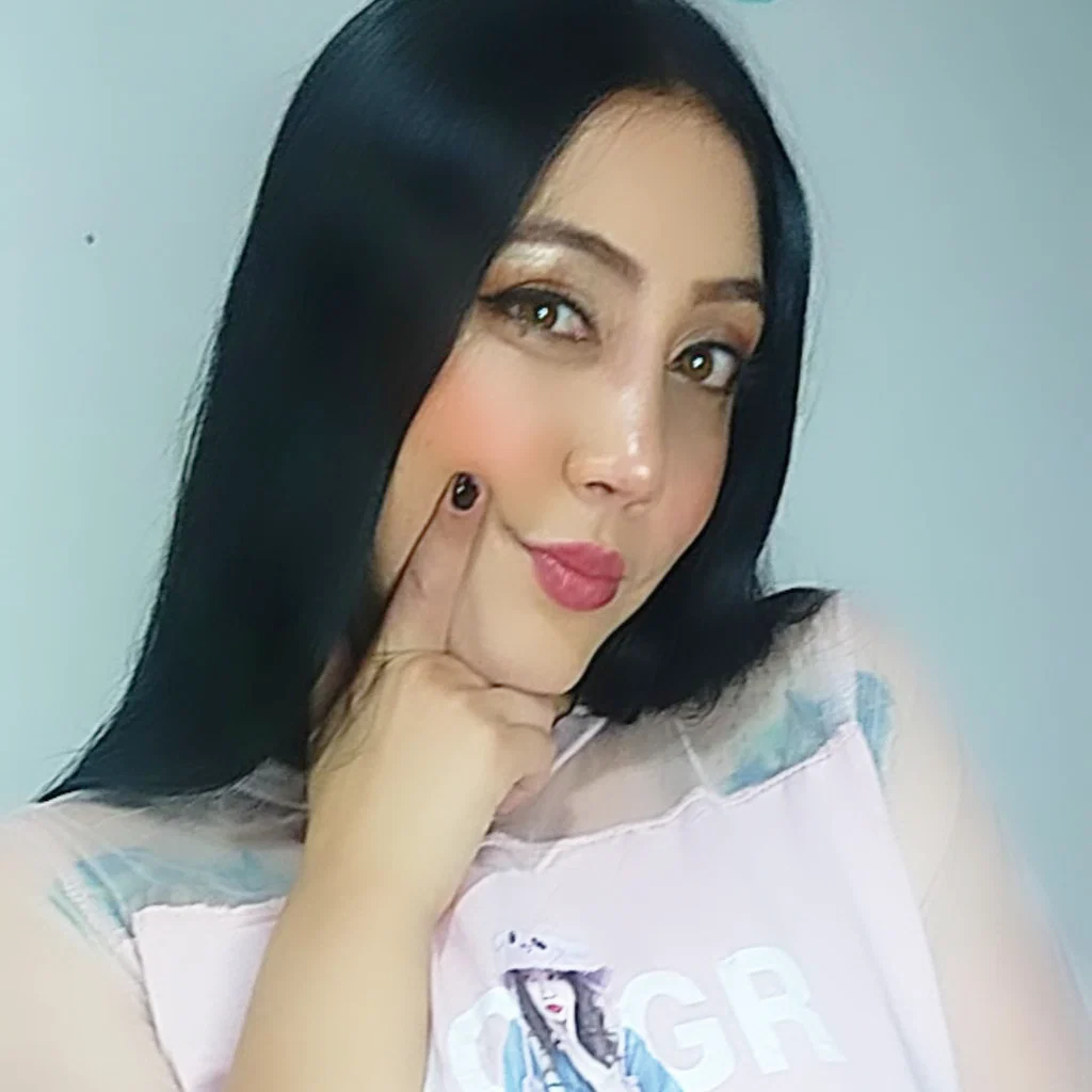 Vivi Angel's avatar