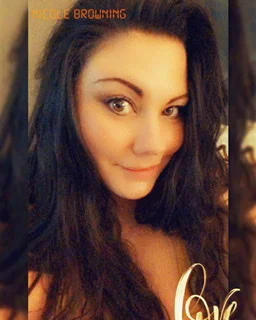 Nicole Edmonston's avatar