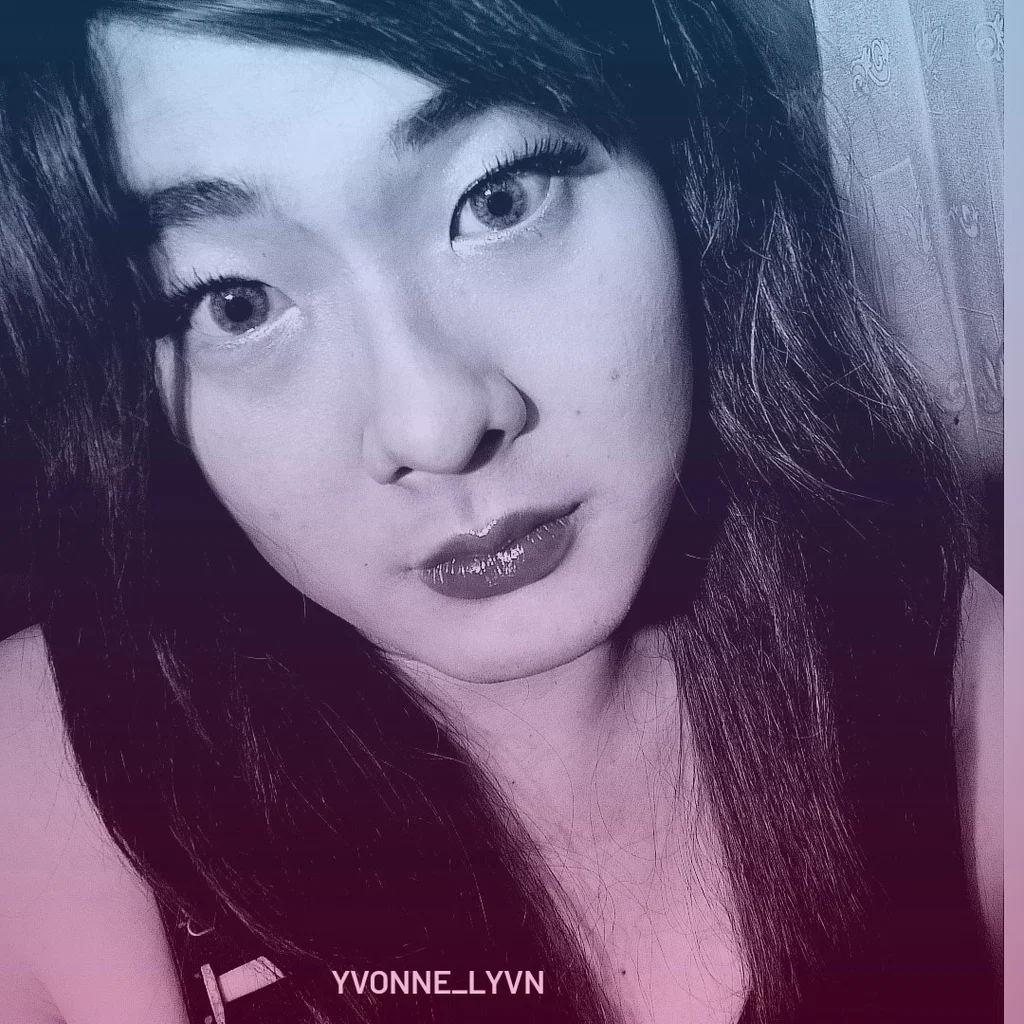 Yvonne's avatar