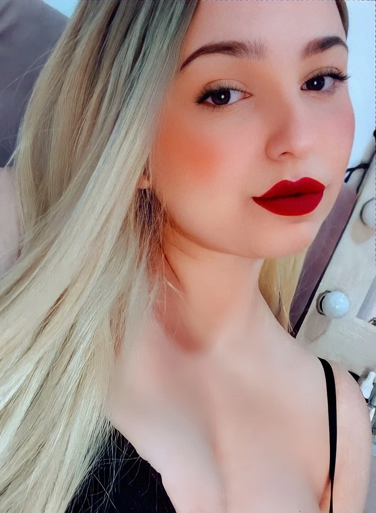 AliciaSweet's avatar