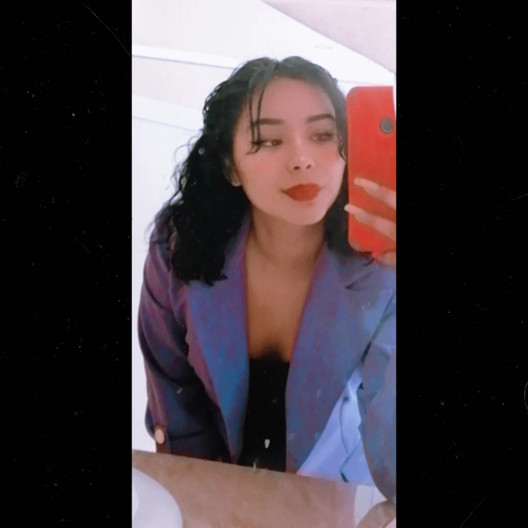 Elizabeth luna profile banner