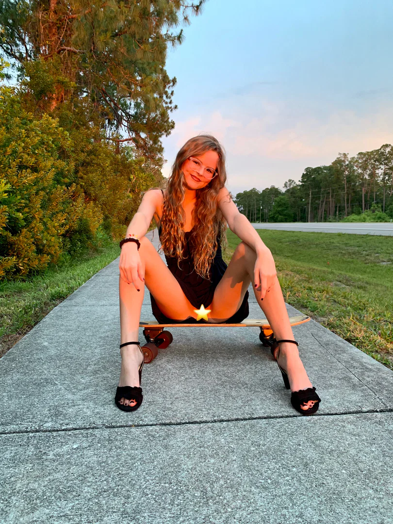 Molly’s FREE Page🥰 profile banner