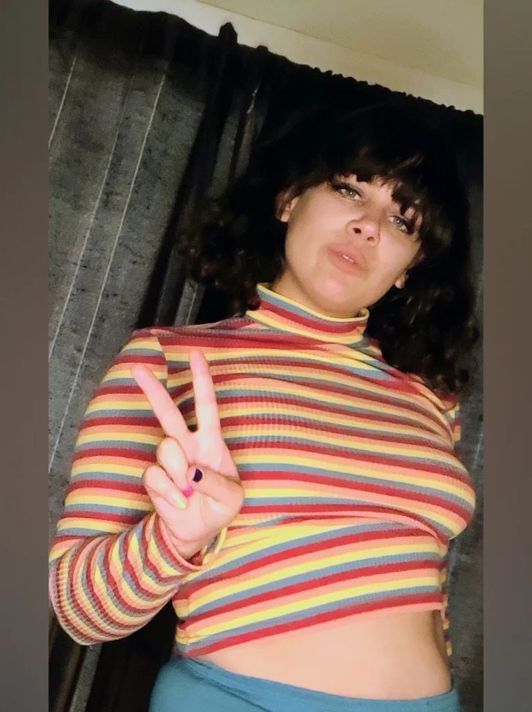 Alice Wonder's avatar