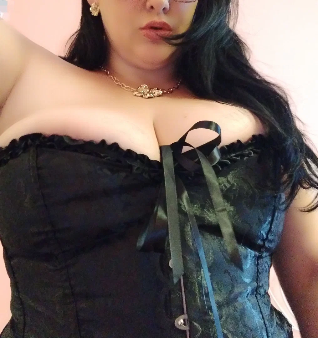 Romina_vix 🔞 profile banner