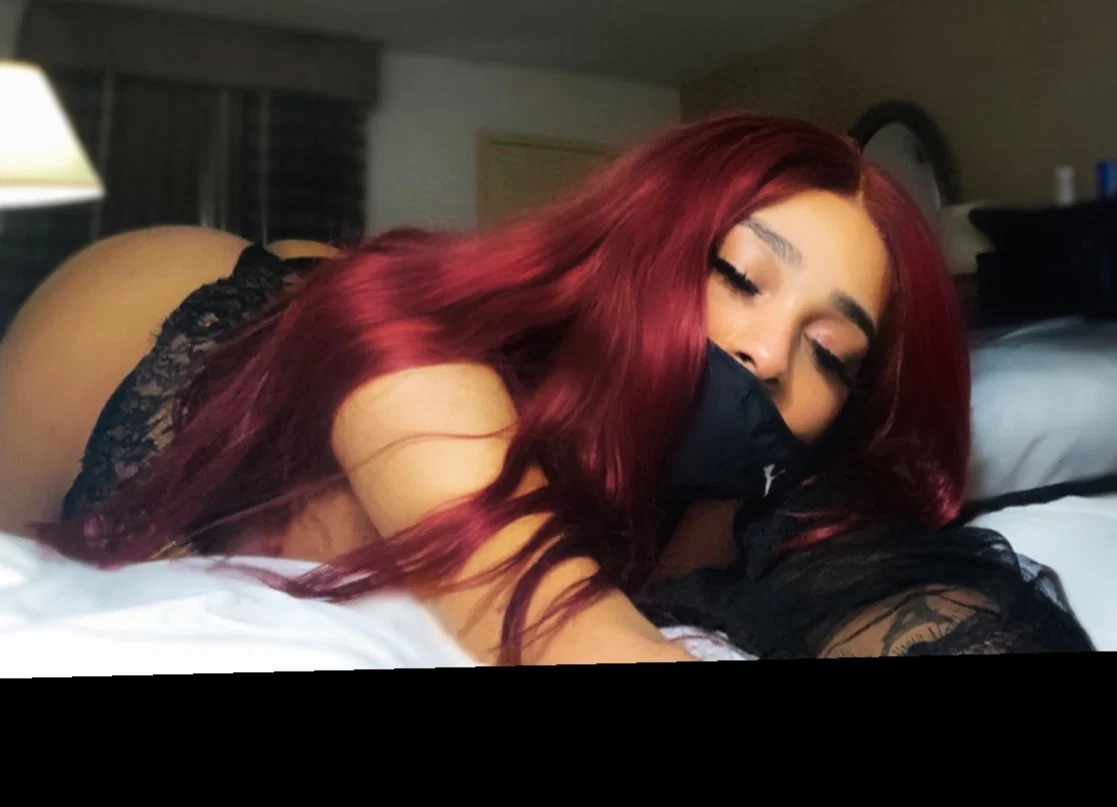 Fluffybunniii profile banner