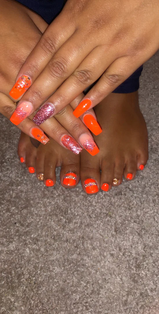 Fabulous-feet(FF) profile banner