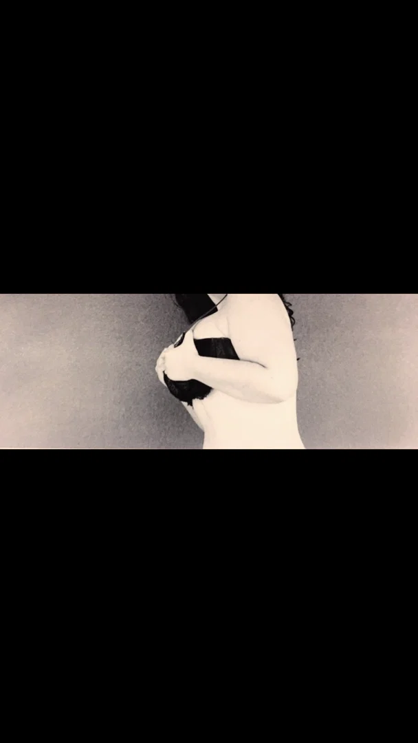 wren joy profile banner