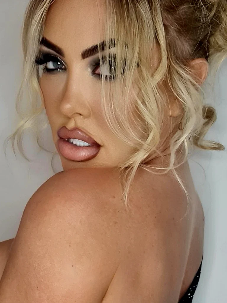 AISLEYNE HORGAN-WALLACE💋🇬🇧's avatar