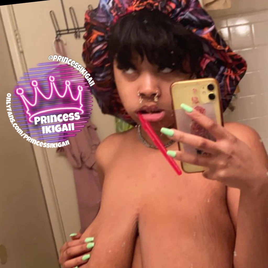 Naughty Kitty Ikigaii 🐾 | Ebony Goddess