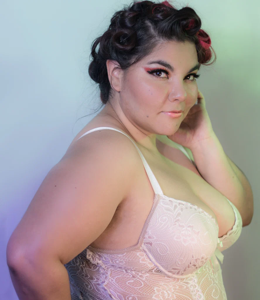 Lili Honey's avatar