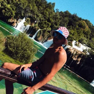 Walid LascarX's avatar
