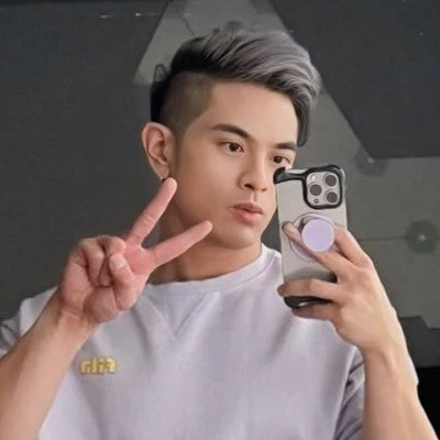 a donut hole's avatar