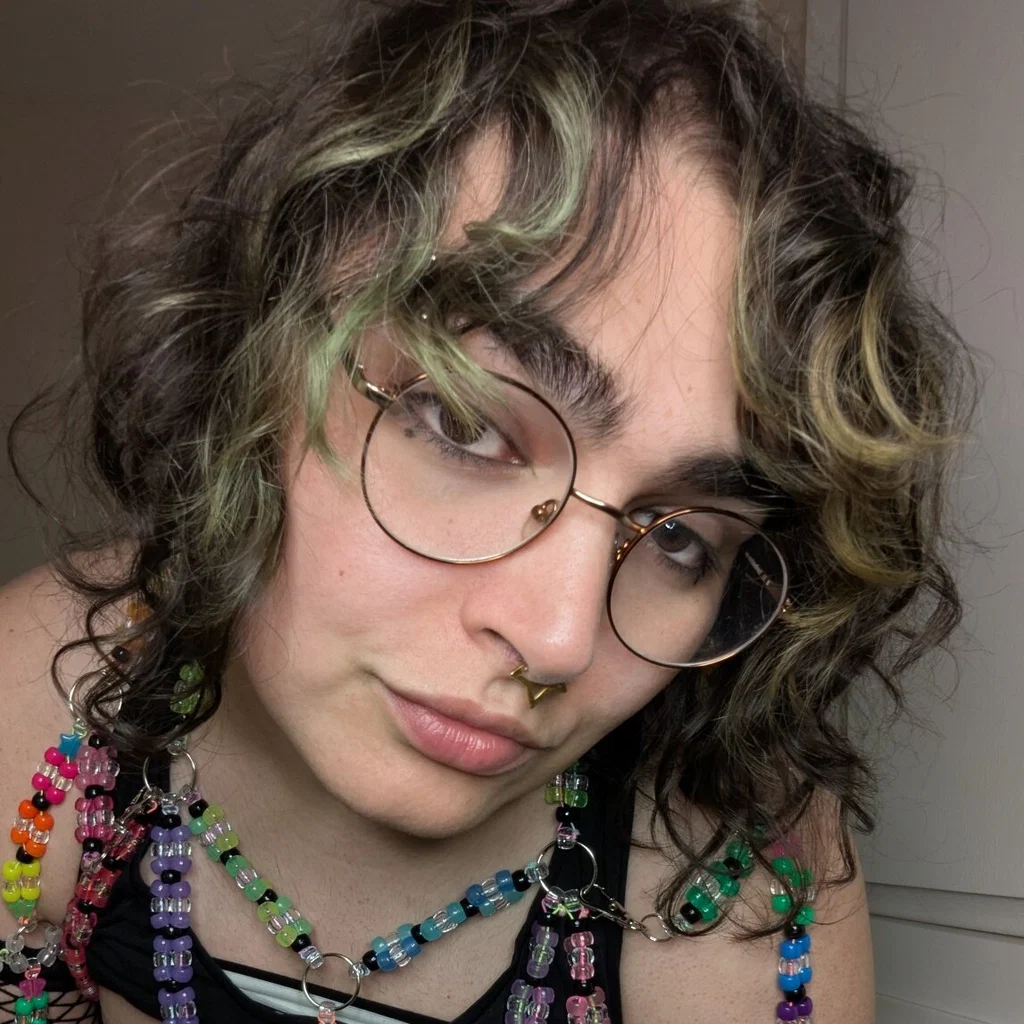 Olivia D'arkk 👽's avatar