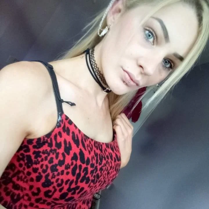 šBondage-blondieeš profile banner