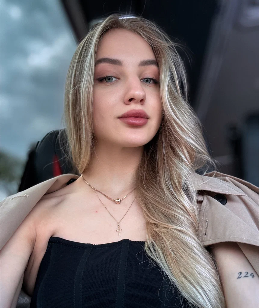 Nastenka💞's avatar