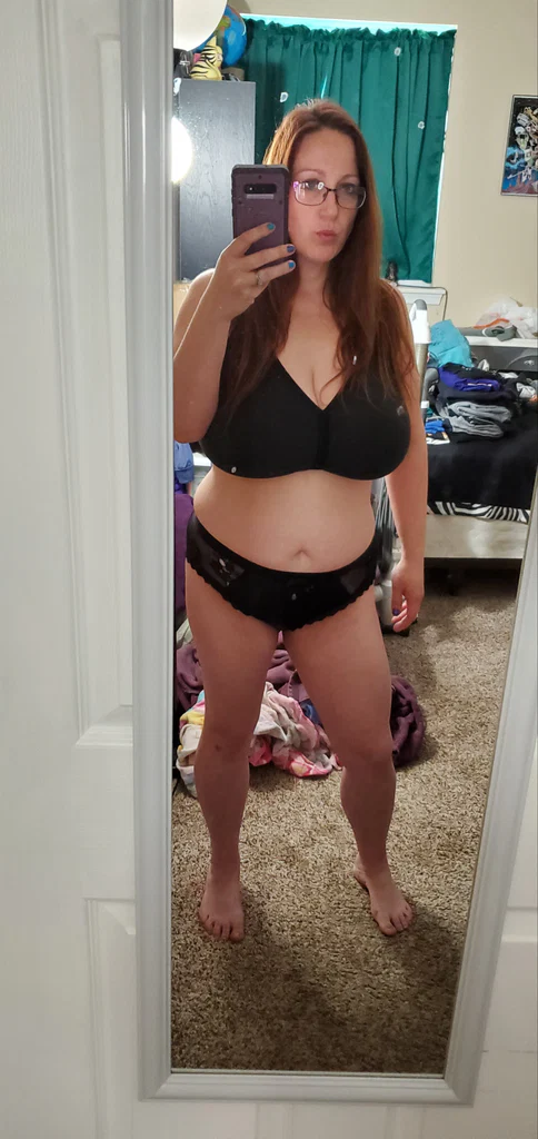 Hugetittiebabexxxfree's avatar