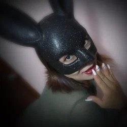 hot bunny girl's avatar