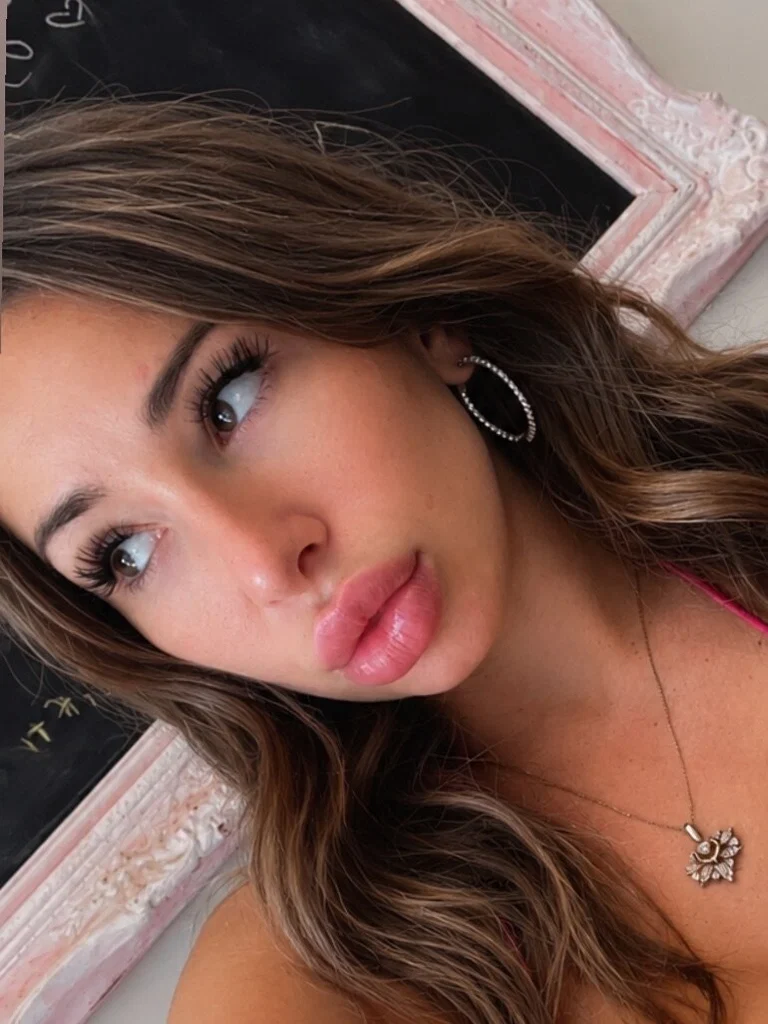Jewels Davine's avatar