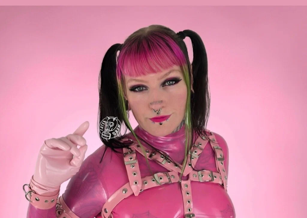Latex_Neko