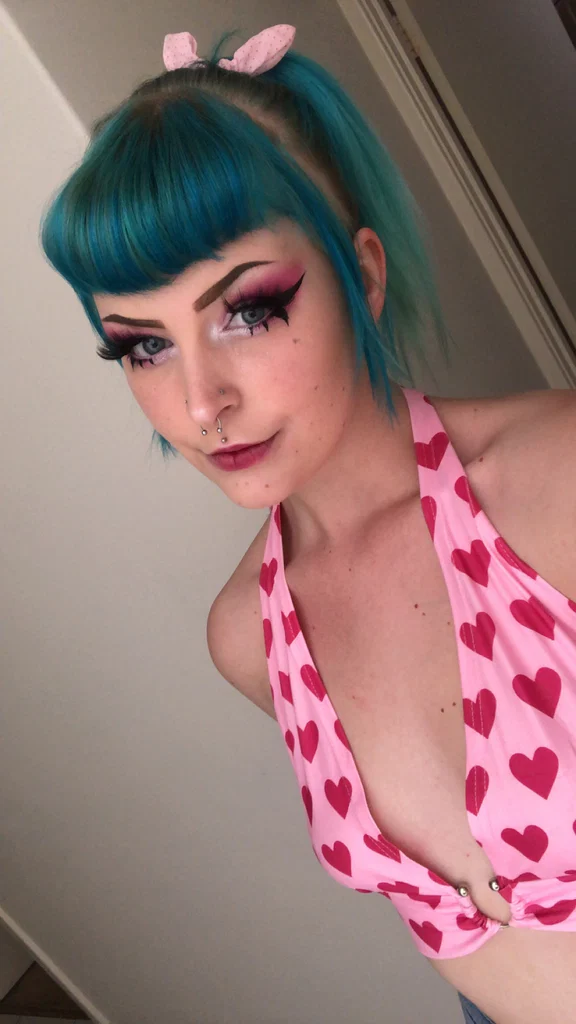 Clara's avatar