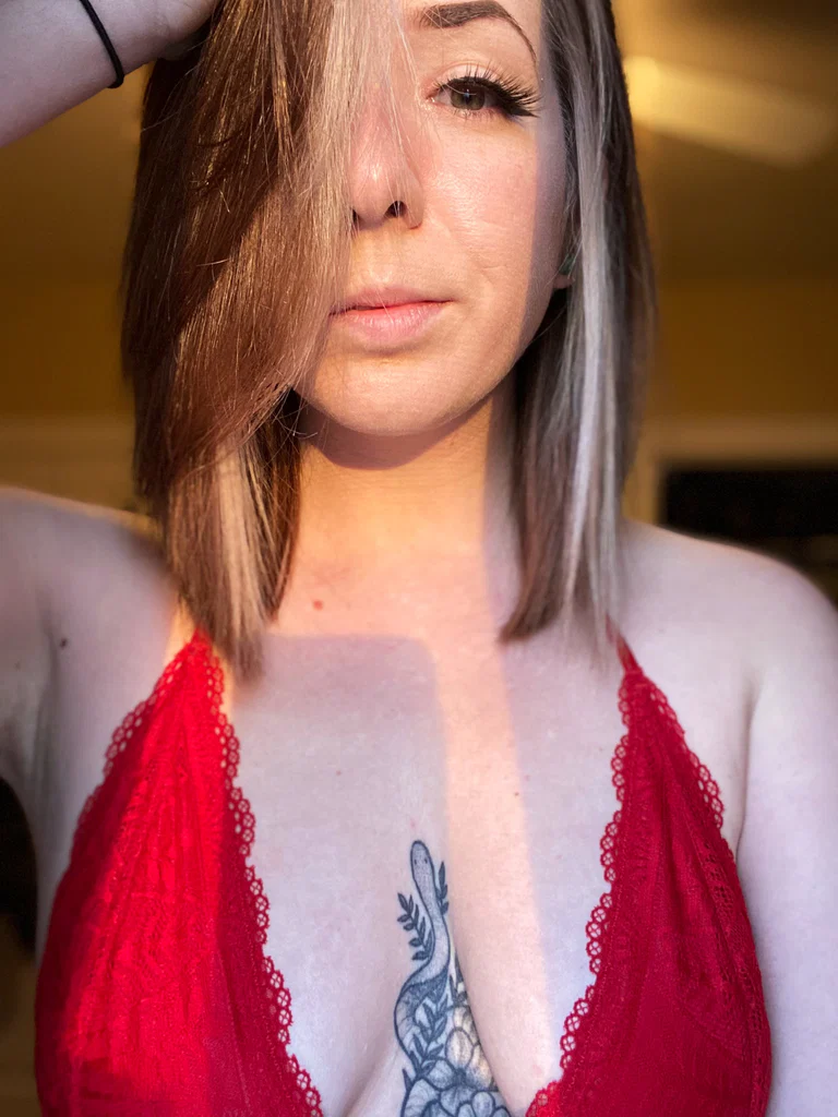 Rebecca's avatar