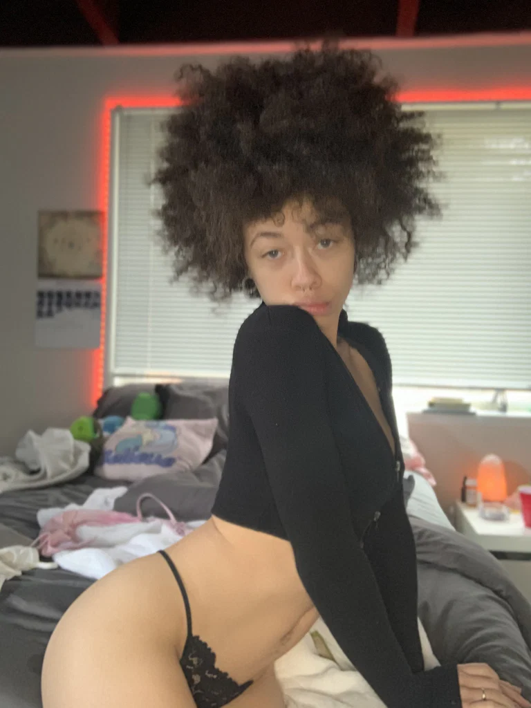 liz, the goddess