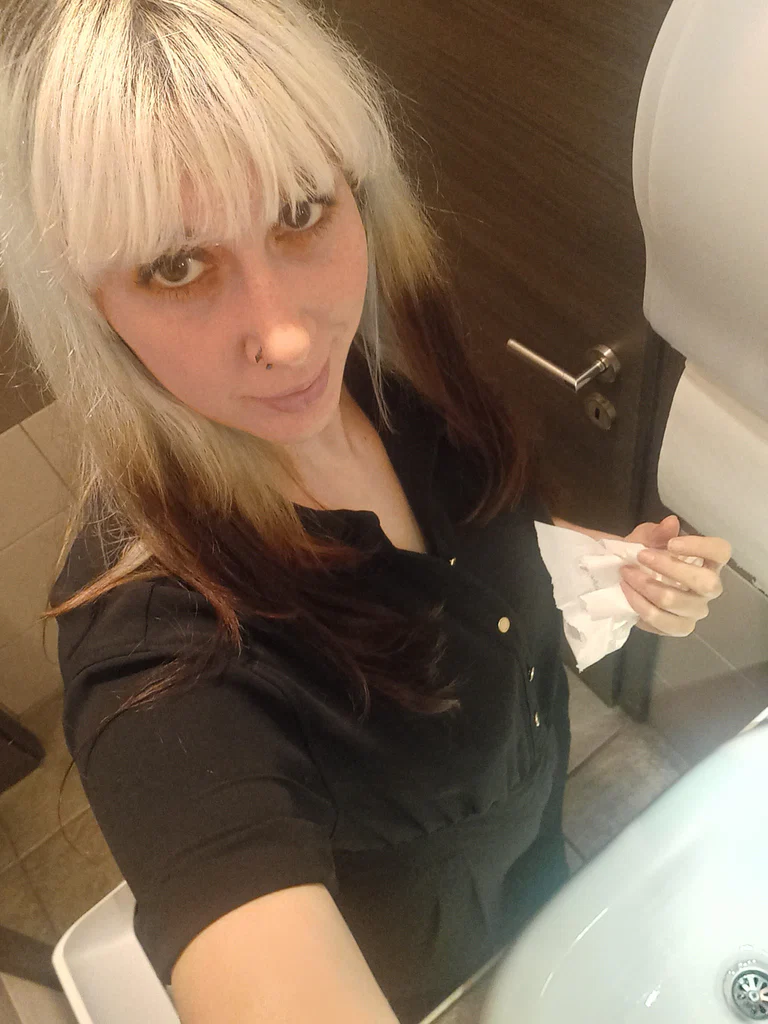 Punkyannie1's avatar