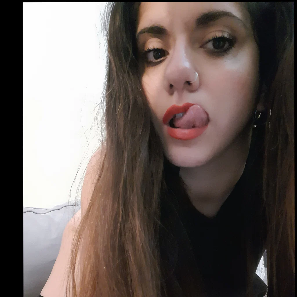 Lulu your girl's avatar