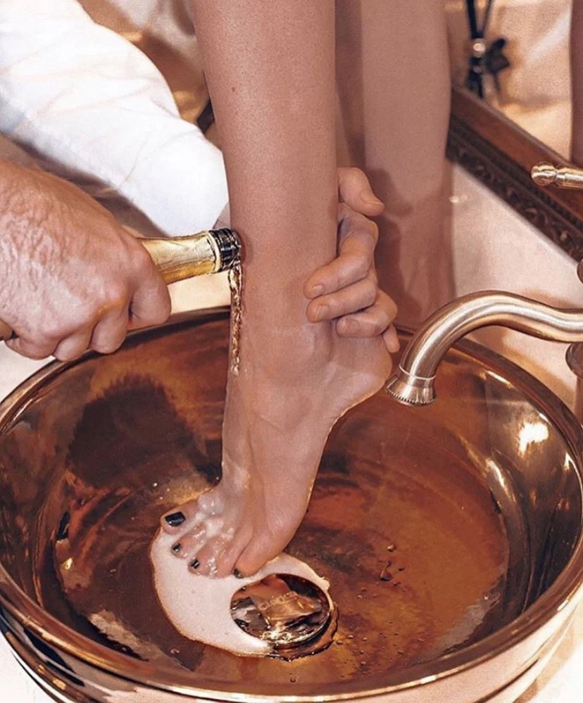 Champagne Toes's avatar