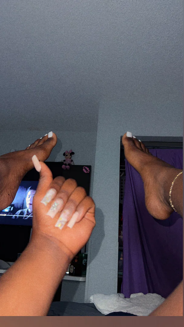 Desiree profile banner