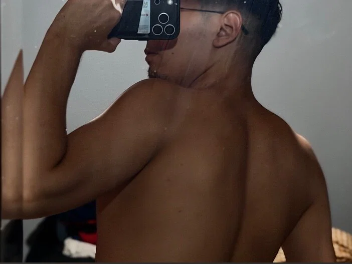 π€π πππ£ππ£π ππππ£π profile banner