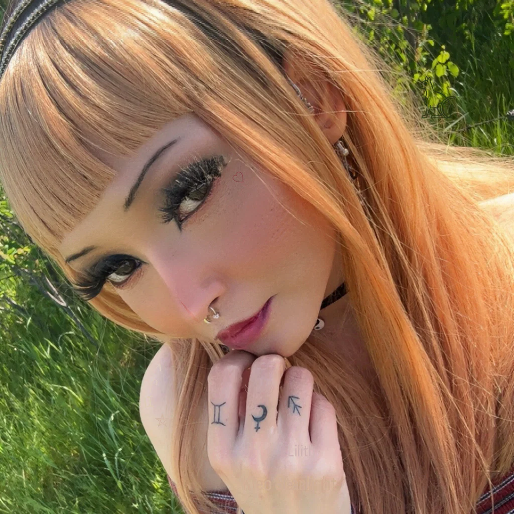⚸ ꜱᴛᴀʀʟɪɢʜᴛ ⛧'s avatar