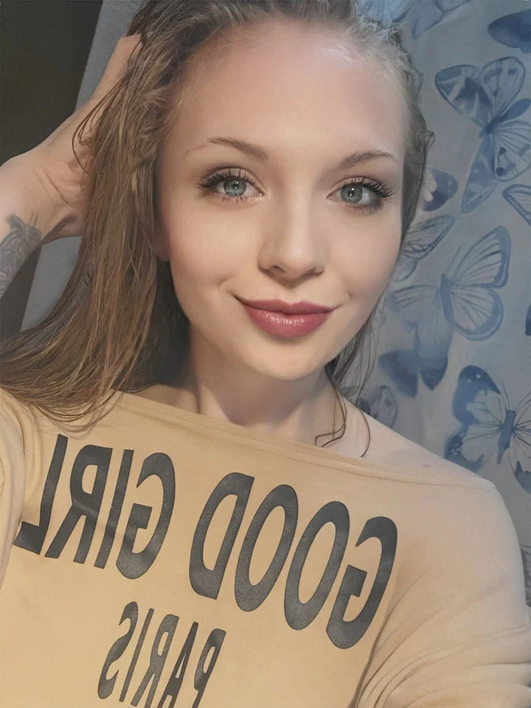 Naughtywife96