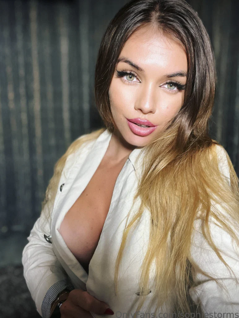 𝐒𝐨𝐩𝐡𝐢𝐞 𝐒𝐭𝐨𝐫𝐦𝐬 💦💦's avatar