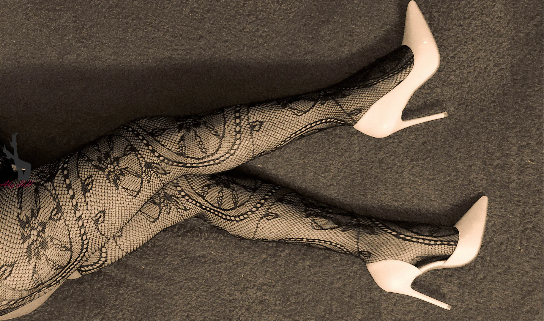 Aby High Heels profile banner